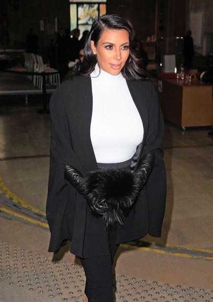 Kim Kardashian Shows Off Gold Cartier Bracelets Kanye Gave Her - By Her ...