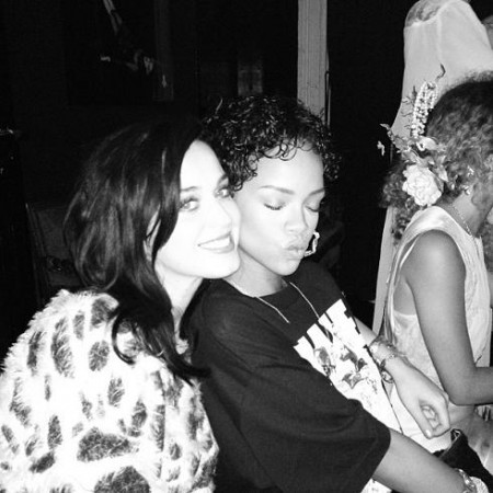 Beef? Rihanna & Katy Perry Reunite In New York City!